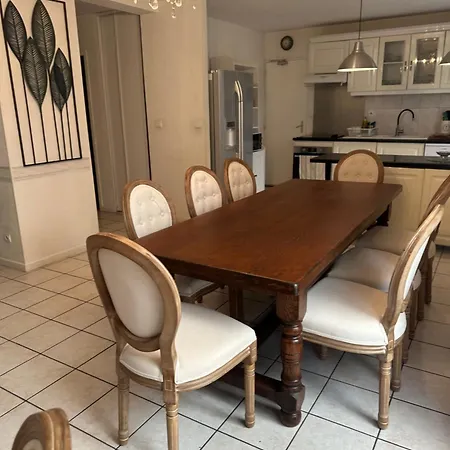 Maison A * Beaune (Cote d'Or)