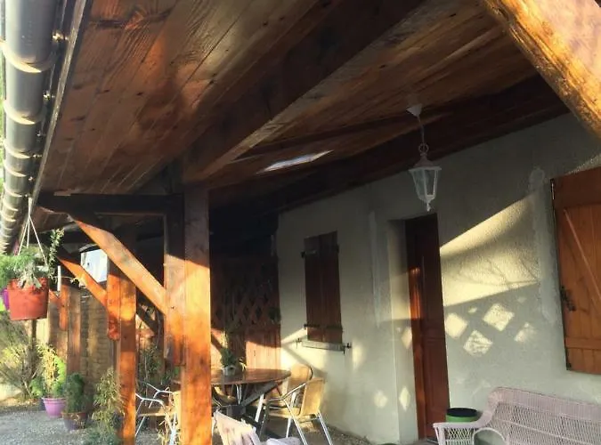 Maison A 度假居 博讷